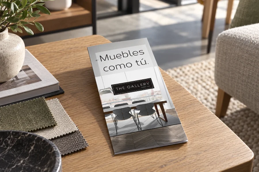 The Gallery · díptico «Muebles como tú»: portada del díptico