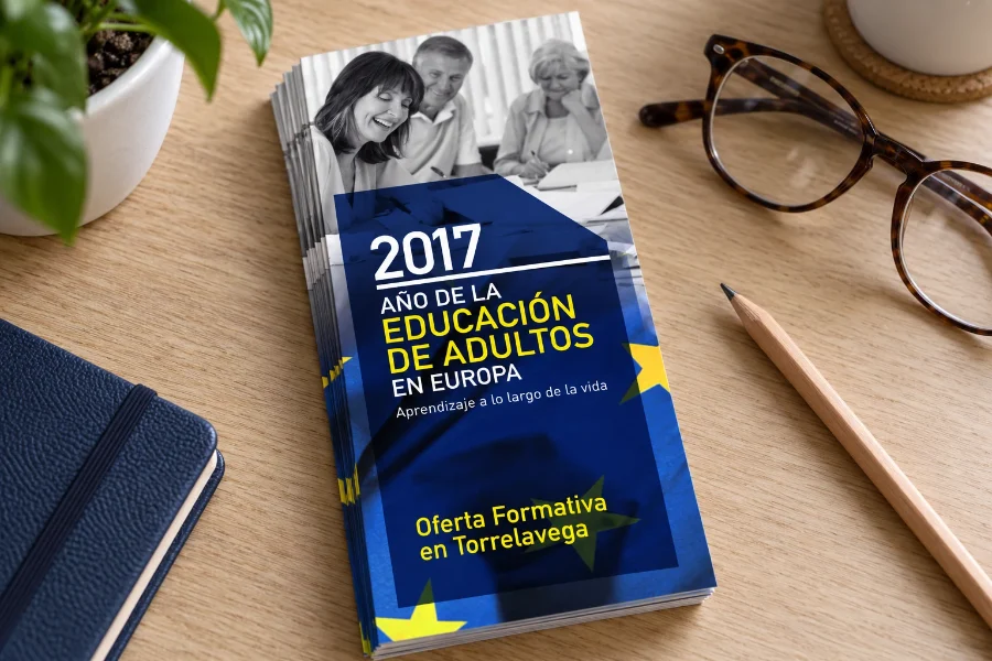 ADL Torrelavega · folleto de educación de adultos: folleto plegado