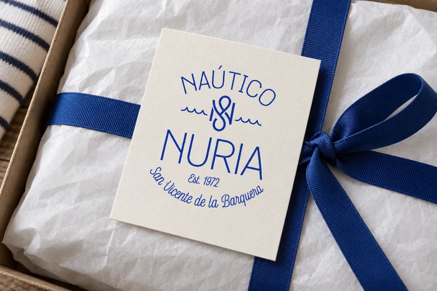 Náutico Nuria San Vicente · identidad comercial: tarjeta de agradecimiento
