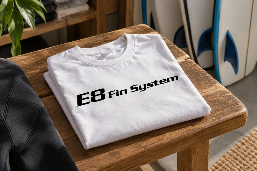 E8 Fin System · campaña «Only Surf Lovers»: camiseta de marca