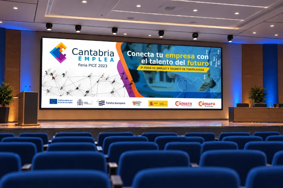 Cámara de Comercio · Feria de Empleo PICE 2023: pantalla del escenario