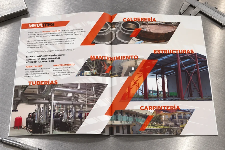 Metaltres · díptico: interior del díptico