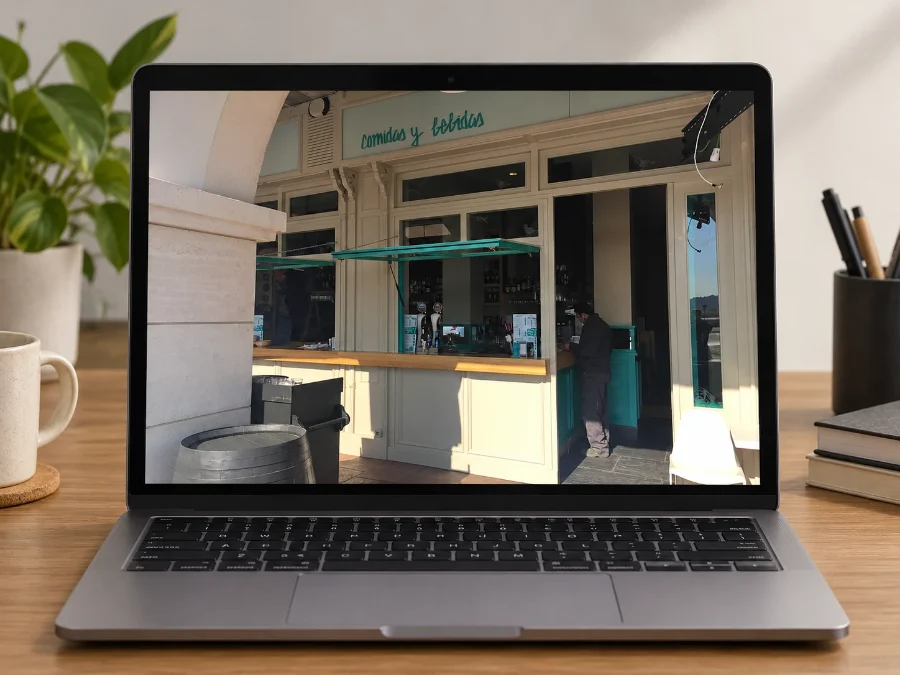 Blumare · interiorismo: presentación en el portátil