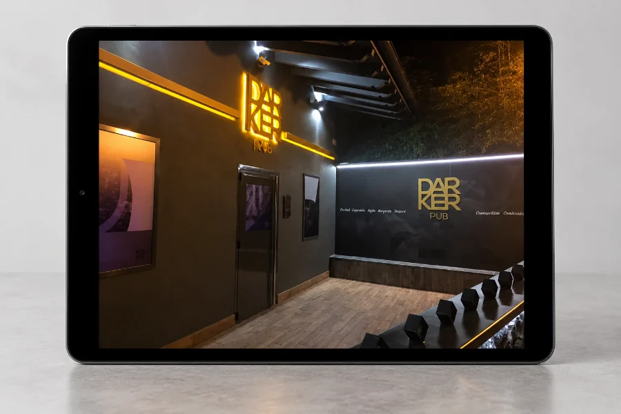 Darker Pub · interiorismo: presentación en la tableta