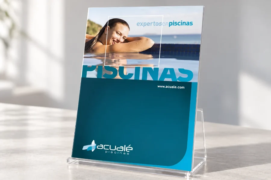 Acuale · catálogo de piscinas: catálogo impreso