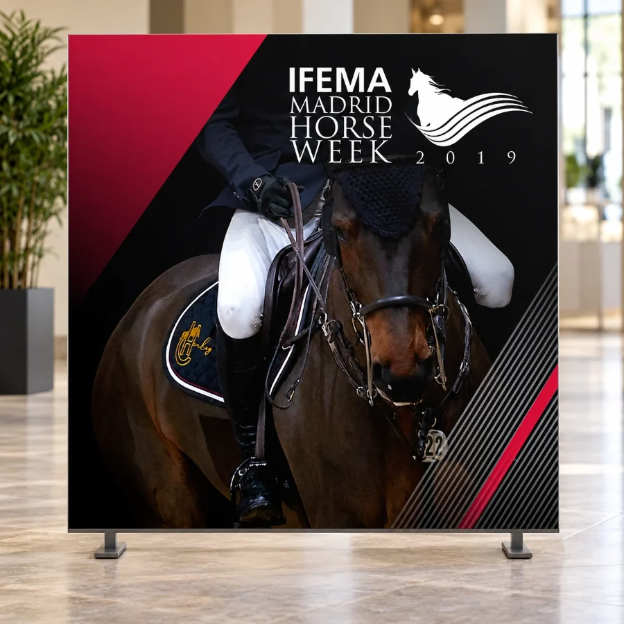 Oxer · Madrid Horse Week 2019: presentación en panel