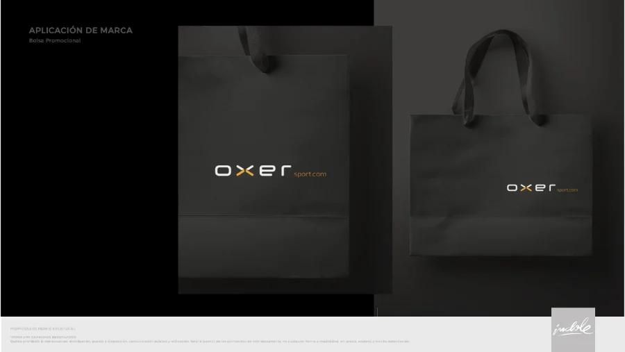 Oxer · restyling y aplicaciones de marca: aplicación (5 de 9)