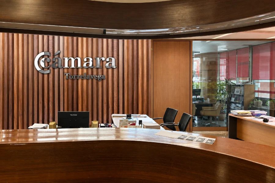 Cámara de Comercio · oficinas: recepción