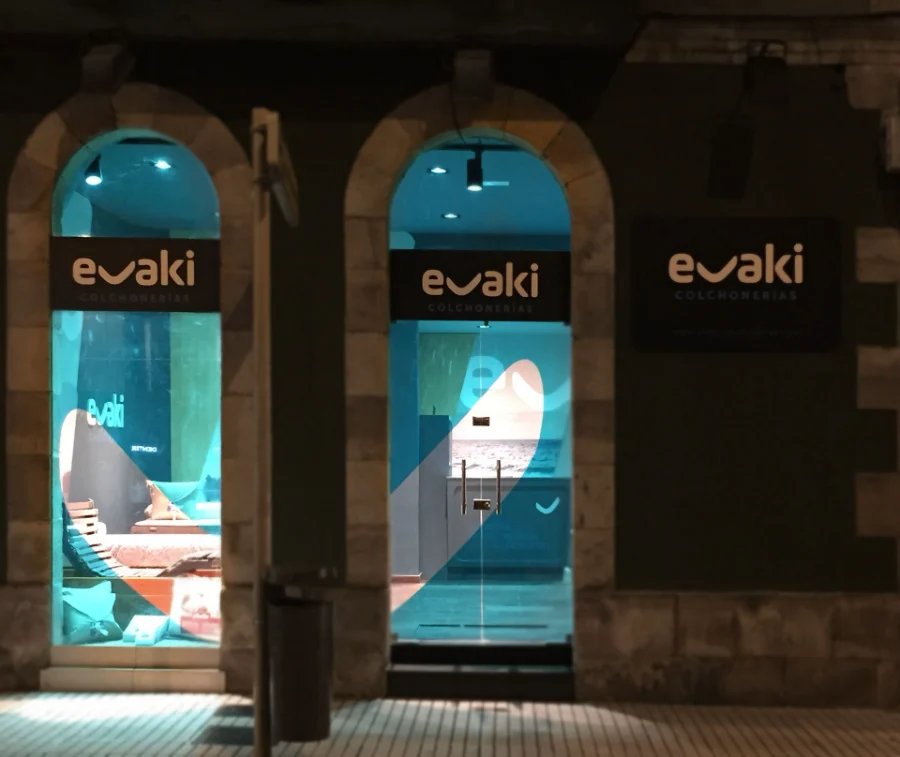 Evaki · identidad: identidad (8 de 9)